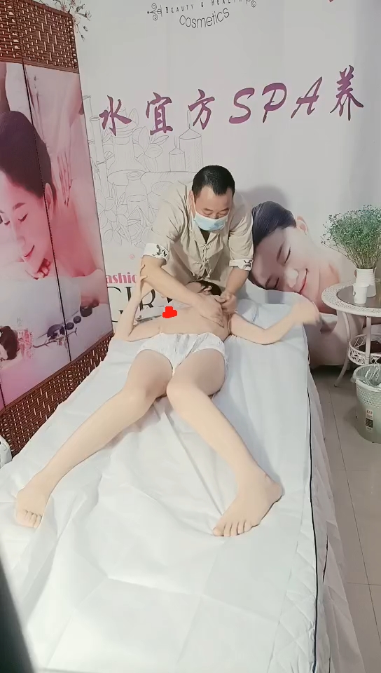 no.504 水宜方SPA极品玉足美少妇啪啪啪的时候还和别人开视频 【1V 593MB】