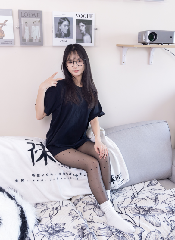 袜啵啵 - 甜甜圈 - 板鞋、白棉袜、波点黑丝 【145P1V1.5G】