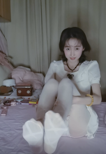 YiDan的窝窝   袜子🧦和咔哒咔哒 1V176M百度盘