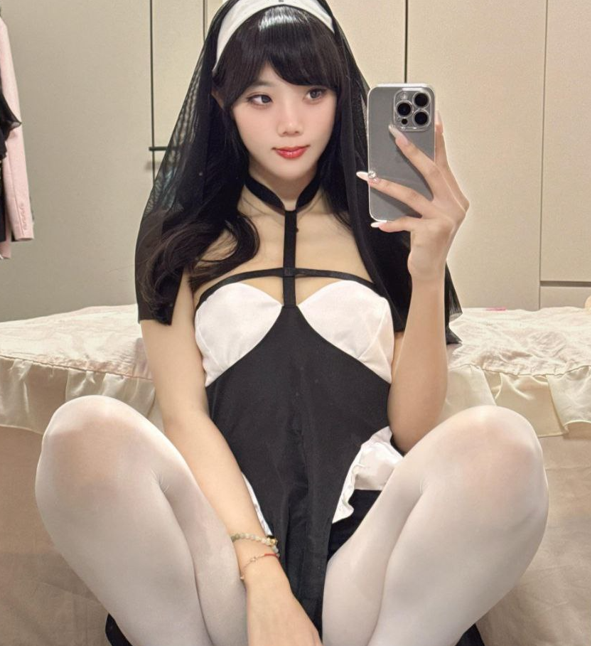 抖音几十万粉丝美女 玉子玉子我想睡觉 自慰诱惑大尺度自拍私拍视频福利合集