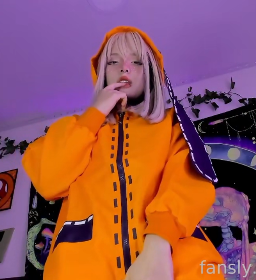 violetvivi-我湿湿的小穴里有假肉棒和中出的精液💦🔥2025.03.121V374M百度盘