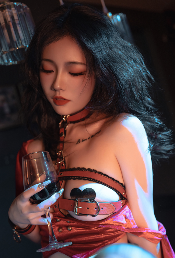 桃良阿宅 – 小红帽【118P417M】