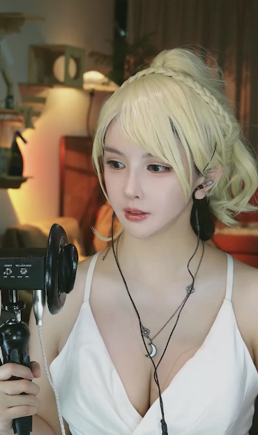 大艺术嘉绝招最终幻想cos啄木鸟_ 1V245M百度盘