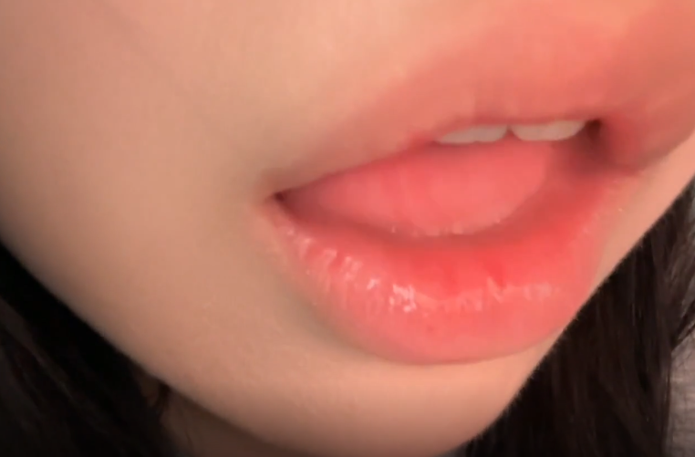 夜猫子 舌头特写略略略 1V125M百度盘