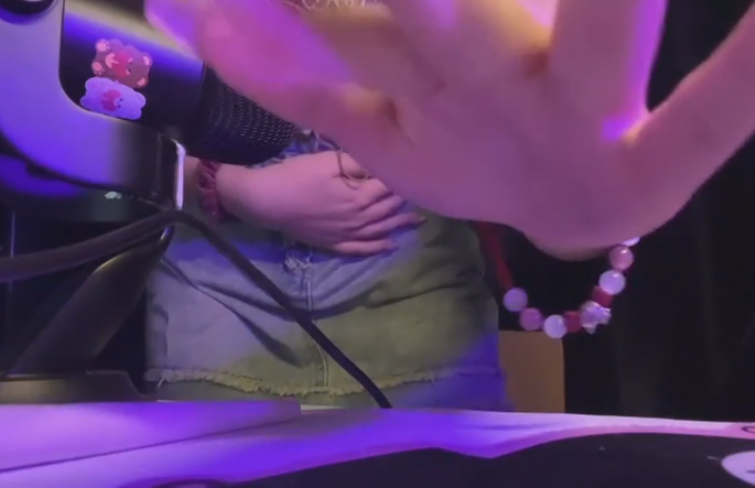 璐璐哄睡屋 敲击音+水乳 1V65M百度盘