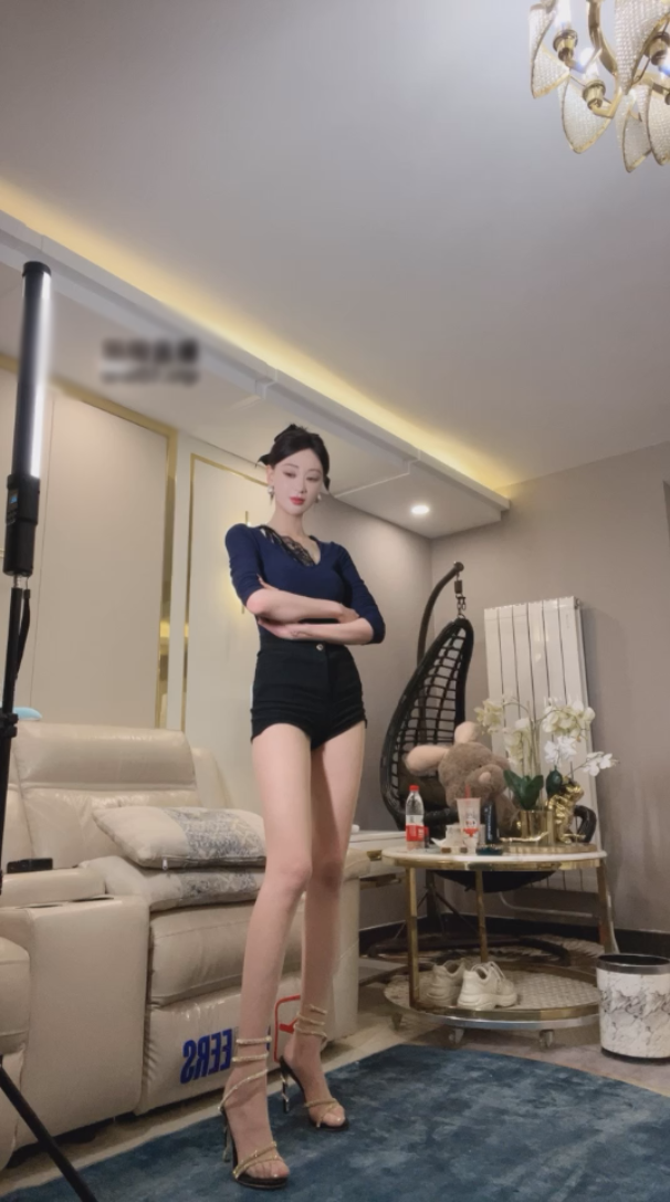 玩物直播艾琳175-20250314 剧情姐妹开发渣男女装【1V】【663MB百度云】