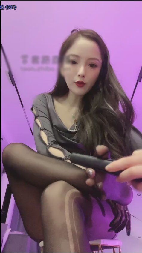 套路直播一诺大小姐-盯射寸止榨【1V】【509MB百度云】