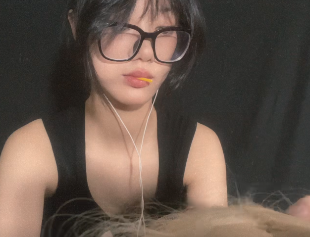 芒川不是荒 帮被欺负的同学清理头发  1V260M百度盘