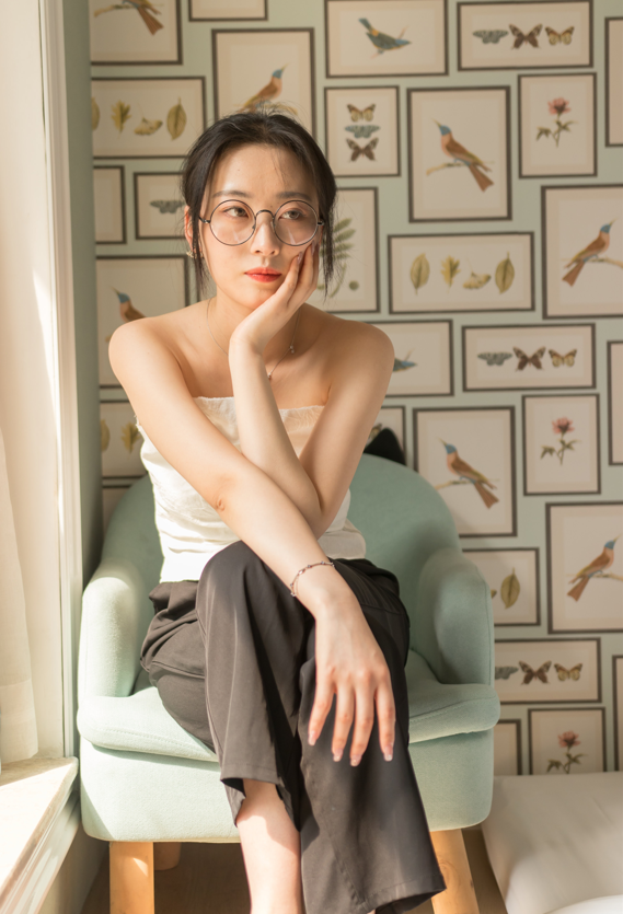 S级高颜值掰穴粉逼国模女神 PKG眼镜娘 大尺度露点私拍套图【307P1G】