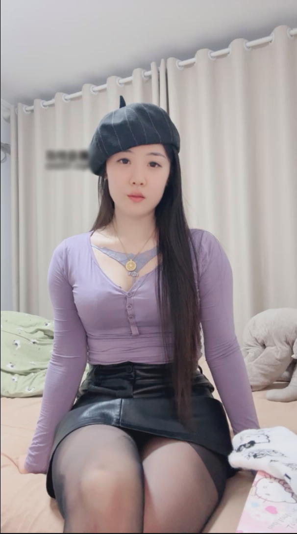 玩物直播夏主-20250321 红绿灯：贤妻把绿帽老公和他妈都调成贱狗（下）【1V】【692MB百度云】