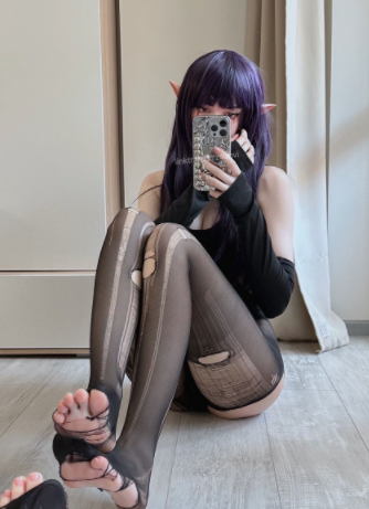 足控-极品萝莉 zzzsunvi-5.1-5.4最新视图（10P,4V,444M）
