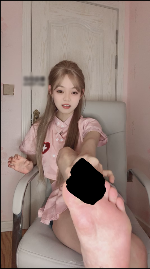 玩物直播楚楚-2025-04-07第一视角口水浓痰裸足脚底：护士主人榨干你【1V】【780MB百度云】