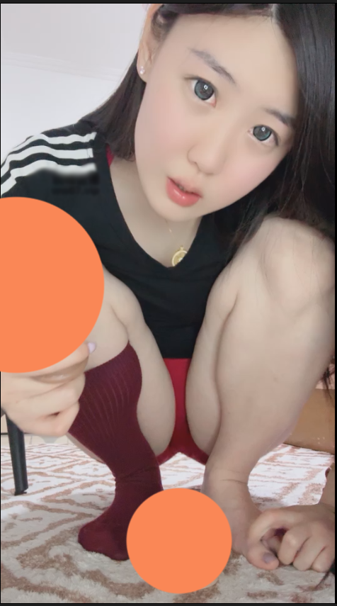 玩物直播夏主-2025-04-12第一视角棉袜裸足美臀红绿灯：绿帽主人重度羞辱 玩女朋友【1V】【682MB百度云】