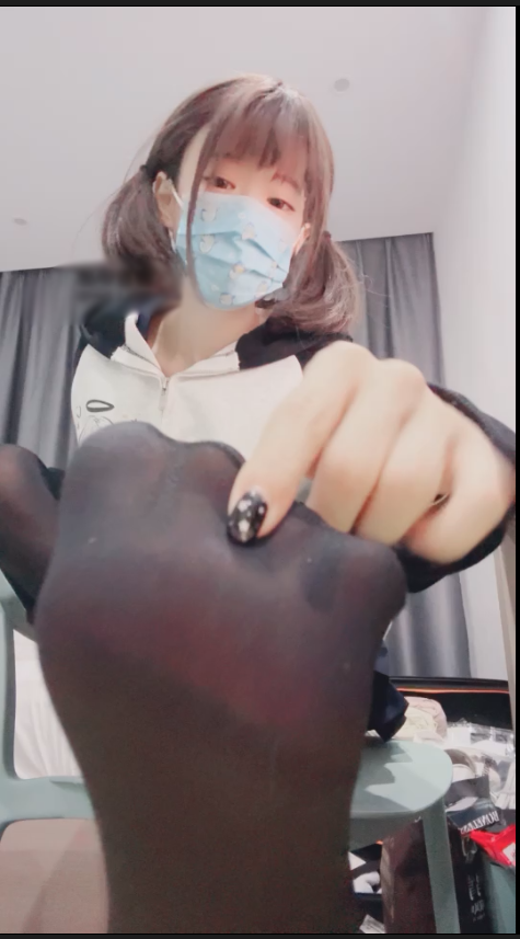 玩物直播奶味小仙女-2025-04-12第一视角黑丝脚底：厚黑榨精倒计时【1V】【367MB百度云】