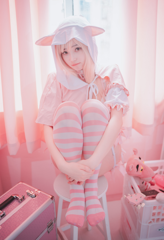 DJAWA Photo Bambi (밤비) – Ángel de Rosa 【49P347M】