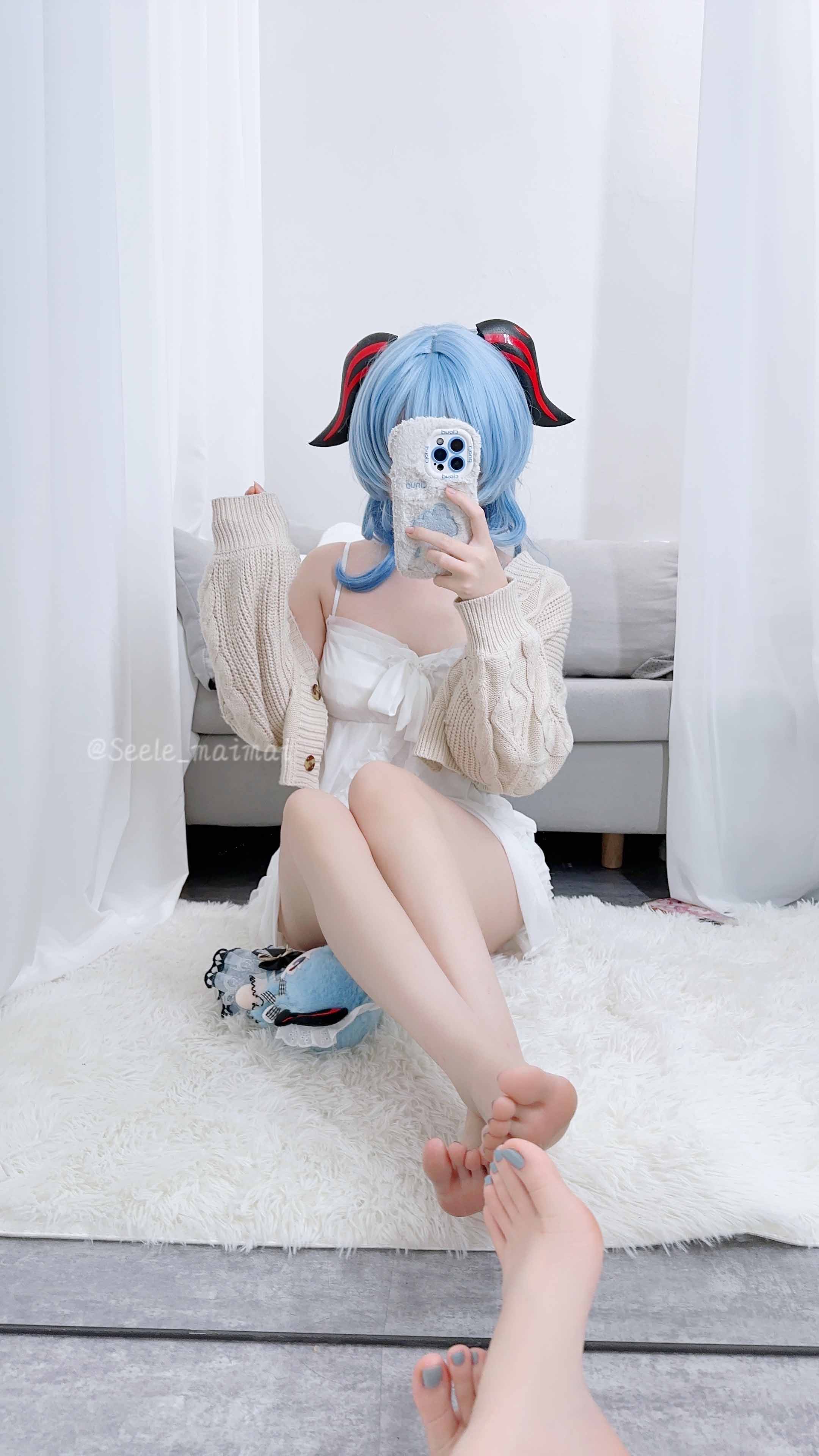 【新】Seele麦麦-麦麦的回忆录【78P+12V】【446MB百度云】