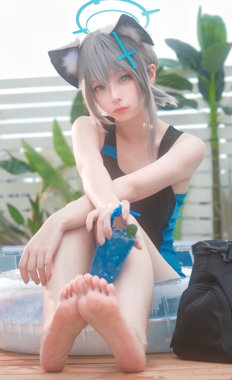 no.1701 【玉足】发财阿弦 白子泳装 【20P 286MB】