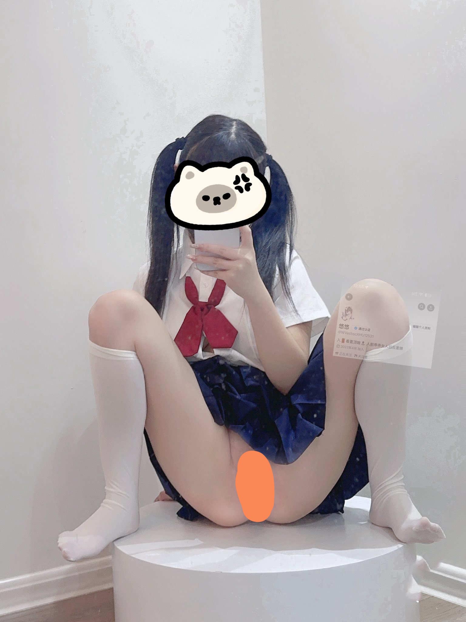 【新】悠悠@WVecbsc – [520门槛] [稀缺资源] 8套 顶级巨乳萝莉私拍【11P+116V】【1.12G百度云】