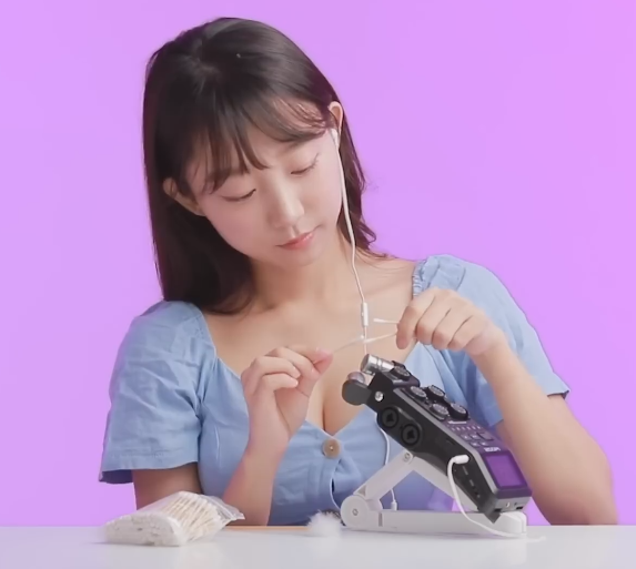 eunji 1个小时的掏耳，很舒服 1V335M百度盘