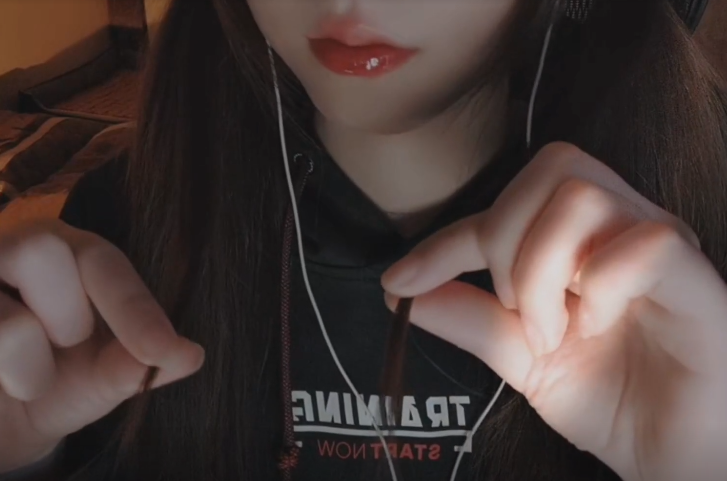 不吃肉的小兔叽_极致头发丝深入采耳哦～  1V147M百度盘