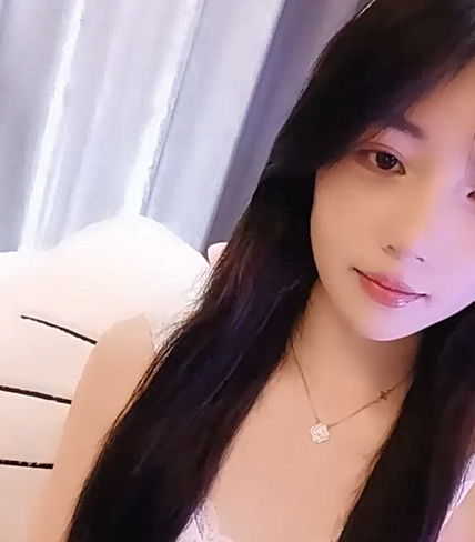 顶级纯美！彻底放飞~【夏苒苒】完美线条 鸡巴猛插呲呲喷