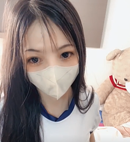 新人！G奶女神！奶子巨大无比~【蠕动熊猫】扣穴自慰！
