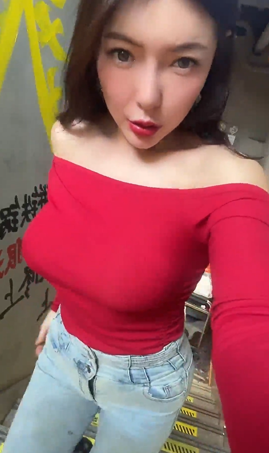 抖音丨亦妍姐姐付费定制私拍大尺度 全果自慰 【9V1.29G】