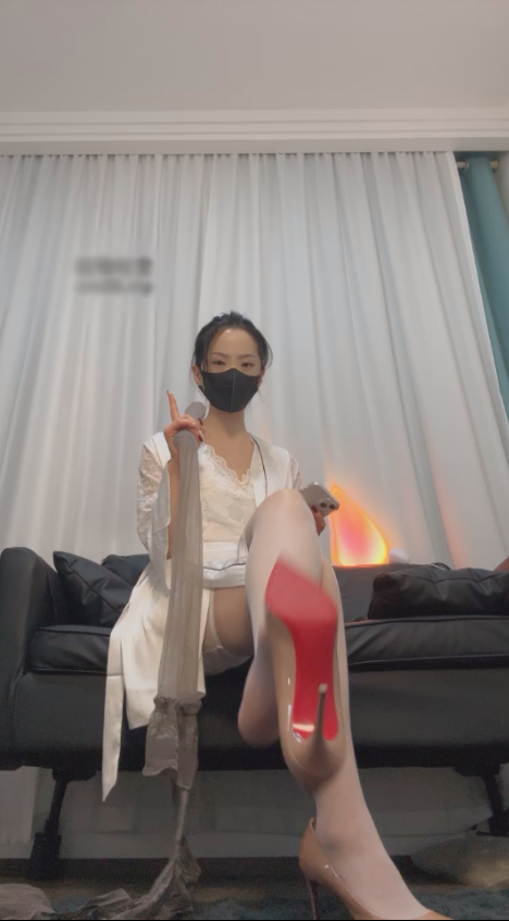 玩物直播晚晚-2024-12-25 小妈的无情压榨🚥【1V】【624MB百度云】