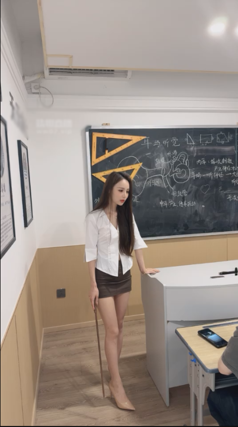玩物直播冰冰-教师调教【1V】【1.34G百度云】