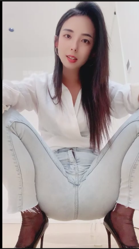 玩物直播伊柔S 20250603 第一视角-在职场被女领导霸凌【1V】【908MB百度云】