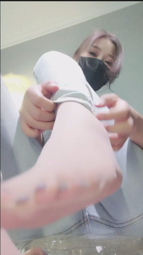 淘露直播白桃S-20250609 第一视角-深夜榨取~裤里肉丝艹嘴 【1V】【549MB百度云】