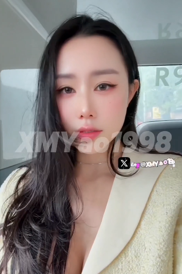 极品颜值淫妻-晨汐（汐梦瑶）-新 公交露出打飞机（1V,308M）