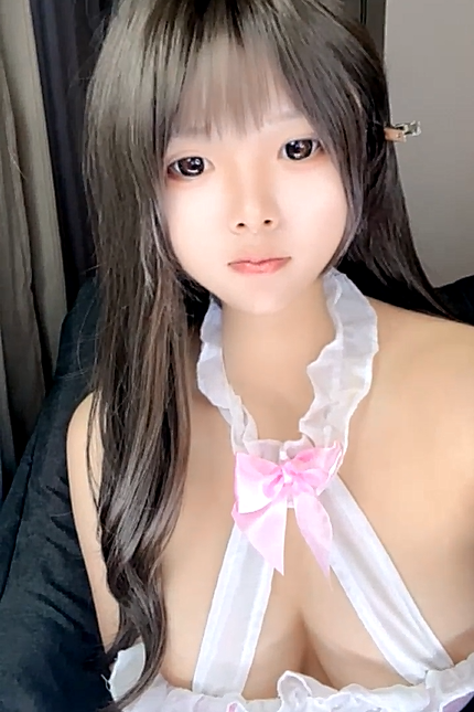 顶级颜值！美炸了！【Y初宁】女仆萝莉~极品美乳