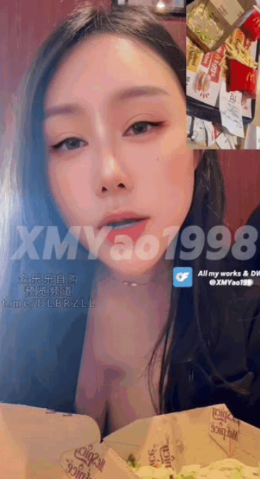 ✨推特性爱大师95后绿帽情侣美腿女王「汐梦瑶」《精液小汉堡》，去麦当劳餐厅现场制作！还有一个女生正对着我们坐着，一直偷看…[551M