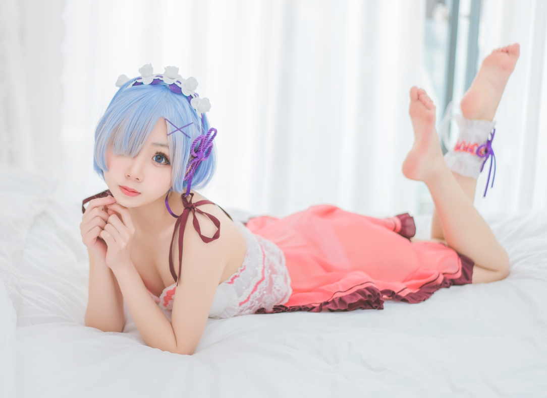 no.1844 【足控】兔玩——蕾姆粉色睡裙 【38P 376MB】
