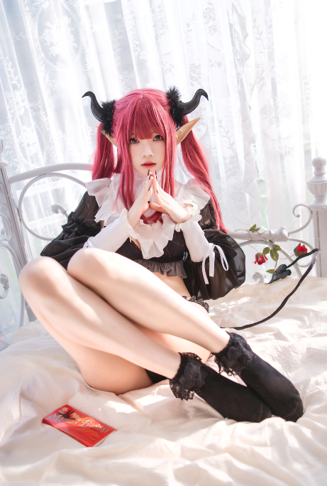 桜桃喵 – 魅魔 利兹 [66P,1V-880M]百度盘