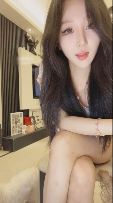 玩物直播知妤-250615学妹白袜香水 【1V】【536MB百度云】