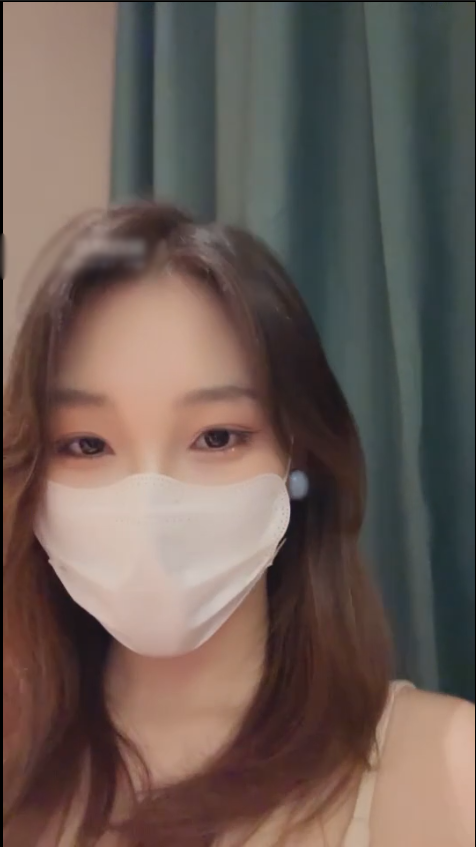 小X大王-250531圣水浇灌贱狗鸡吧，对着主人的🦶犯贱【1V】【77.3MB百度云】