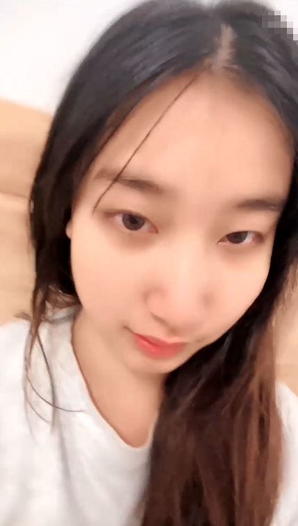 1135 【陈小鱼】清纯女校花是个极品炮架蜜穴多汁揉奶玩逼跳蛋自慰 过瘾