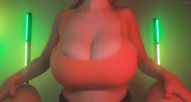 1588 豪乳翘臀白虎粉穴BBW少妇「LilyKoti」乳交