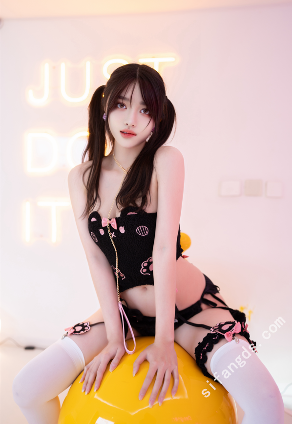 秀人网 白露lulu 反差狗链 超大尺度异物J8自慰 【80P3V1.6G】