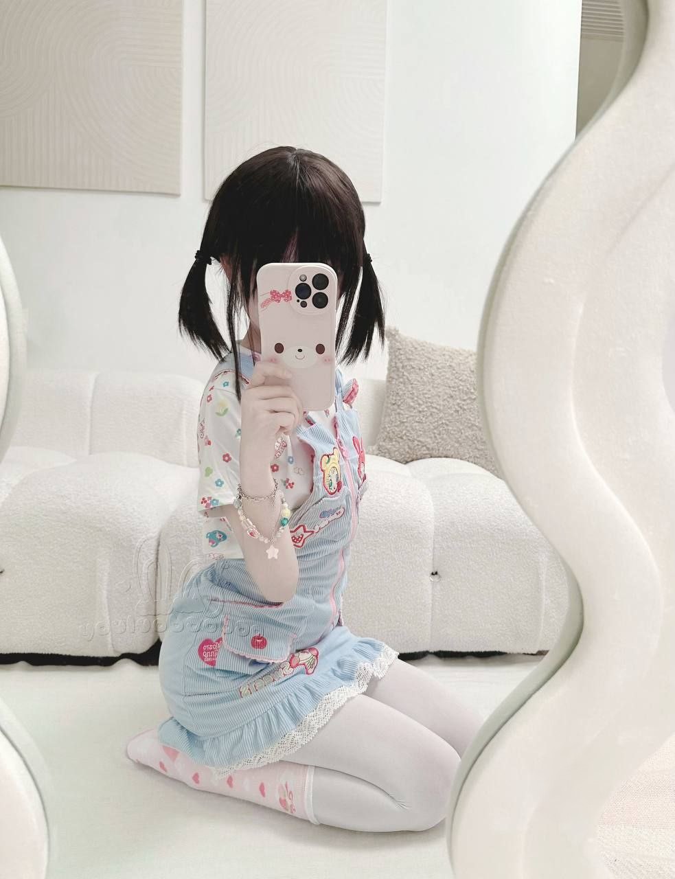 幼萝喵瓜(幼萝酱)@youluomiao – [188门槛] [含新增] 18分钟 [186PnV-1.08G]