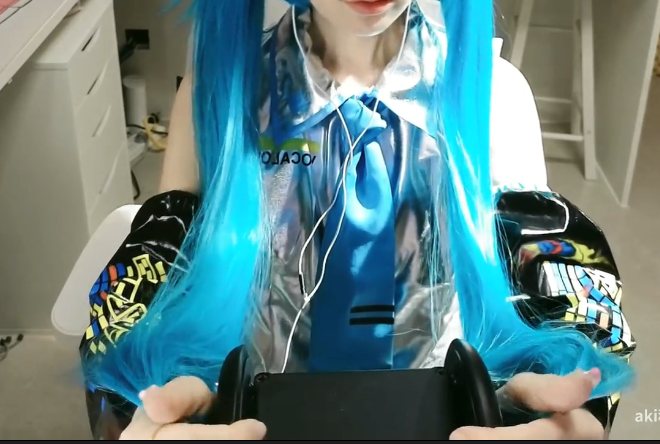 秋水_初音の哄睡堂堂来袭!!哼唱+烤全羊+按摩+视觉触发  1V271M百度盘
