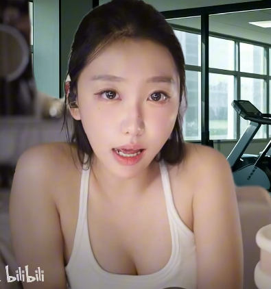 酥酥学姐_陪男朋友运动一下_贴耳软语kisskiss_按摩贴贴  1V338M百度盘