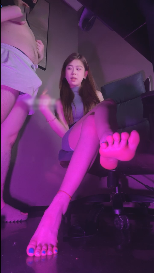 玩物直播uus-250720 调教瓦学弟叫妈妈【1V】【609MB百度云】