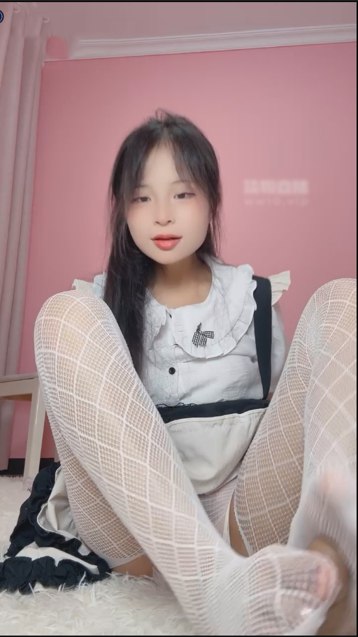 玩物直播甜桃大王-250801红绿灯实名辱骂【1V】【1.05G百度云】