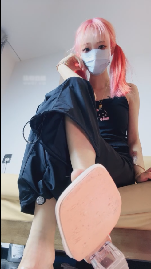 玩物直播奶味小仙女-20250602 辱母剧情【1V】【600MB百度云】