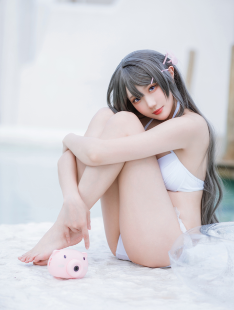 no.3292 瓜希酱 - 布莱默顿+樱岛麻衣 【48P 127M】