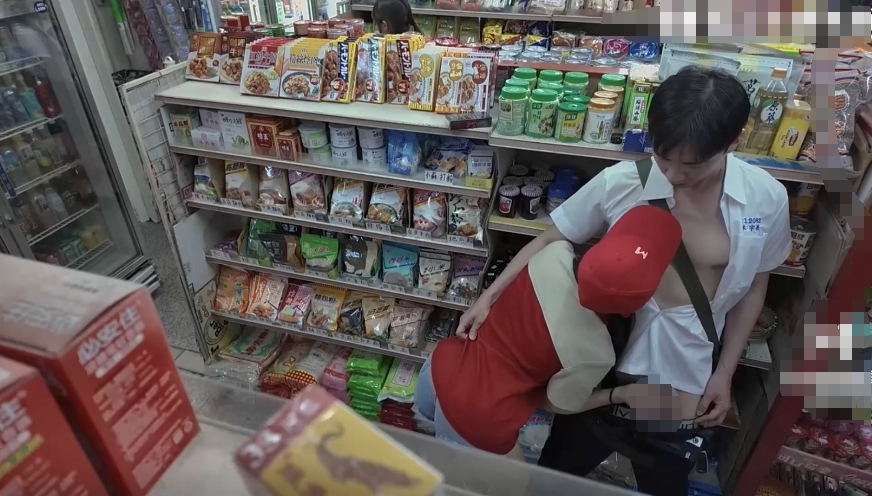 苏畅的上班偷的女店员1v2000mb