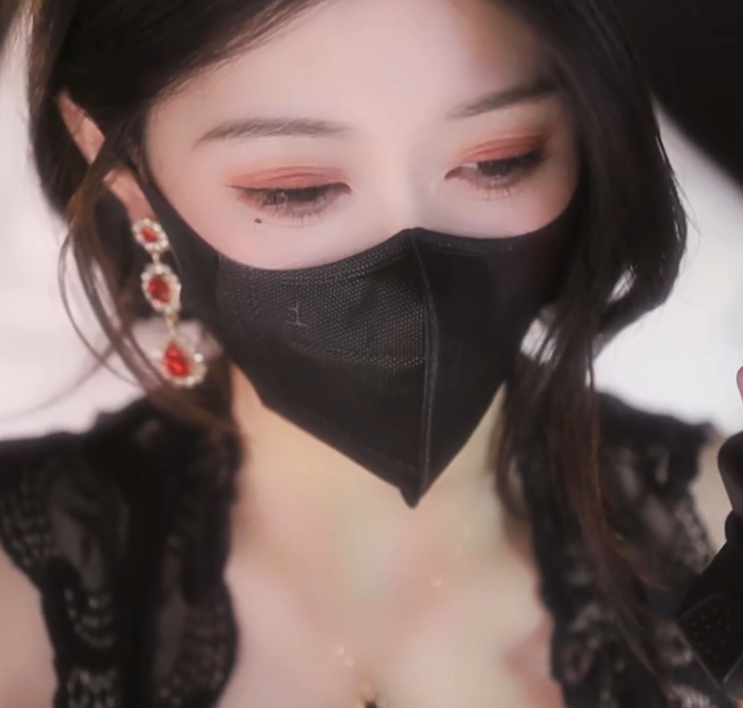 清清睡不醒呀_40离异带2娃坚持直播_20250912_1V565M百度盘